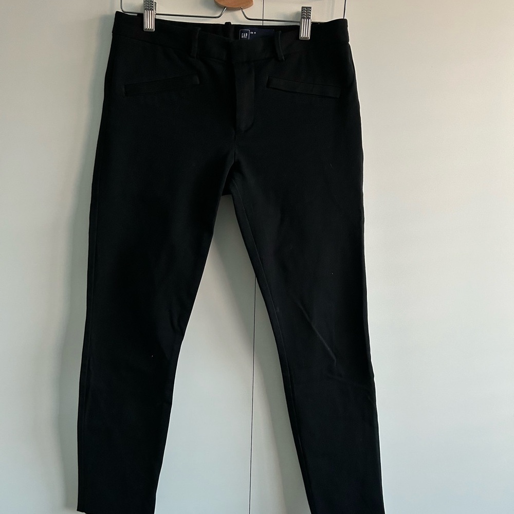 GAP Black Ankle Cropped Pants